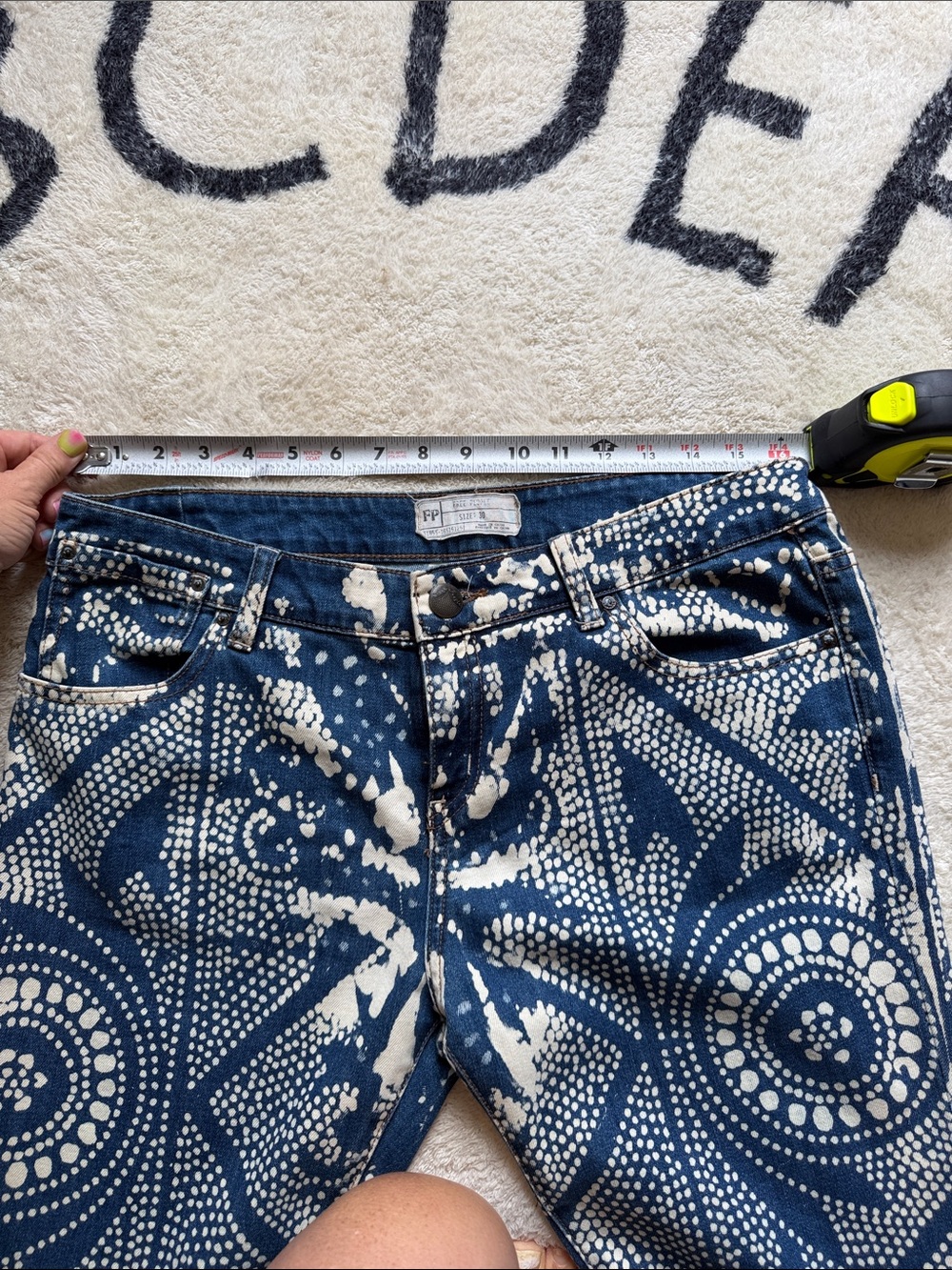 Free People Discharge Bali flare jeans “Malaya” print Size 30 - Picture 6 of 11